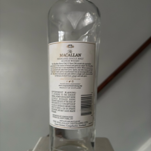 Macallan 12 year Sherry Oak Cask EMPTY bottle Single Malt Scotch Whisky - Picture 3 of 5